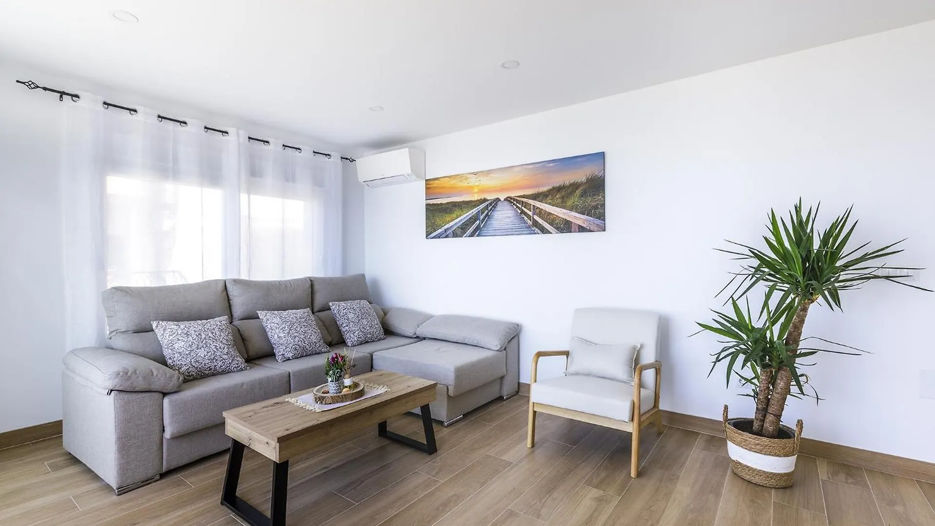 A&N Neptuno 2 Torre Del Mar Con Vistas Appartement 0*,  Spanje